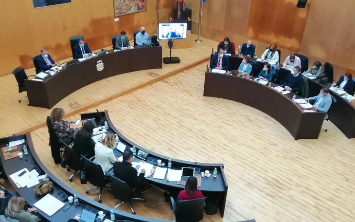 Sesión plenaria del Ayuntamiento de Benidorm.